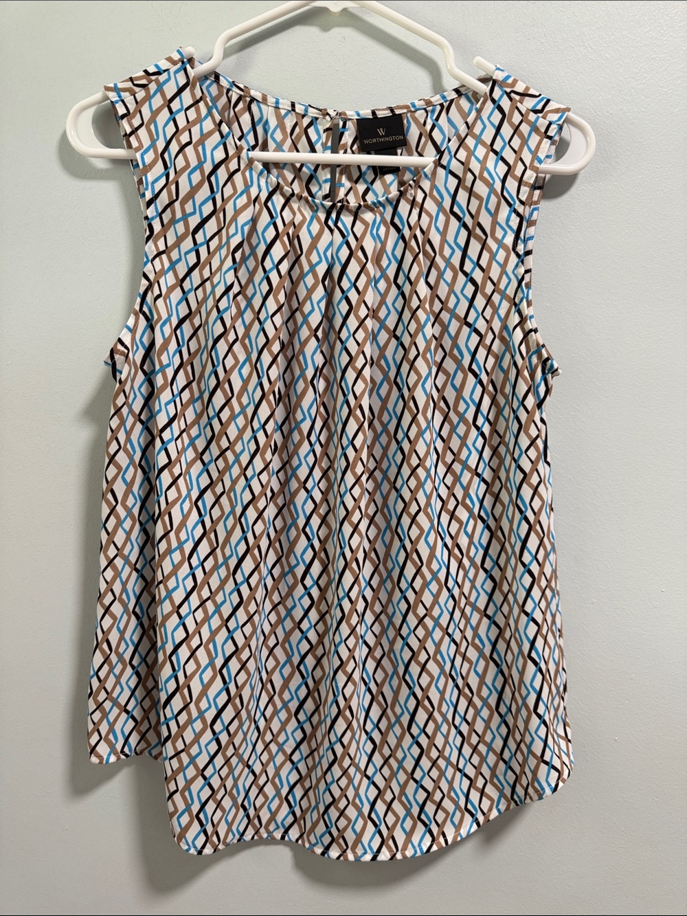 Worthington Sleeveless Geometric Print Camisole in White, Blue & Brown
